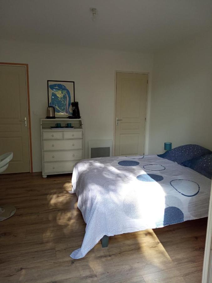 Chambre au calme entourée par la nature. Saint-Leon-sur-Vezere Exterior foto